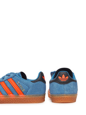 Αθλητικά adidas φωτογραφία