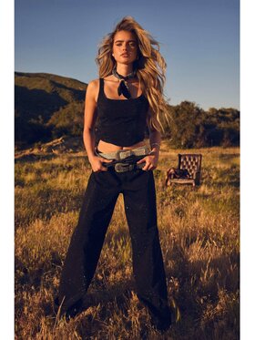 Guess Guess Top 184938 Černá Classic Fit
