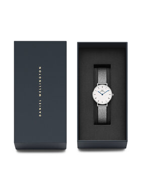 Daniel Wellington Ročna Ura Petite Roman Numerals Sterling DW00100684 Srebrna