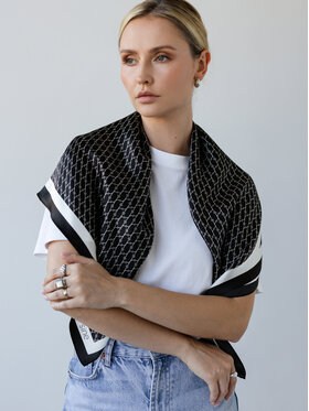 Sine Silk Sine Silk Apaszka jedwabna 90 CLASSIC BLACK Czarny