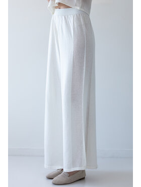 Fobya Fobya Spodnie damskie F1984 Écru Loose Fit