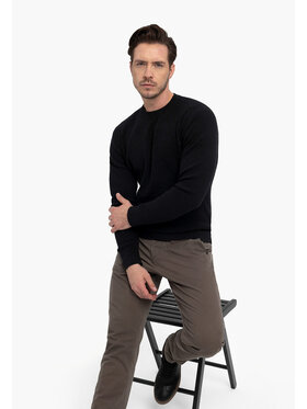 Volcano Volcano Sweter S-HERO Czarny Regular Fit
