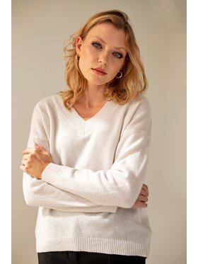Entelier Entelier Sweter dekolt w serek Écru Comfortable Fit