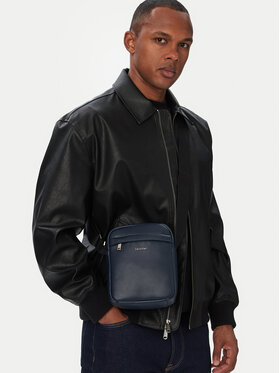 Calvin Klein Calvin Klein Somiņa Raised Reporter LV04D3160G Tumši zils