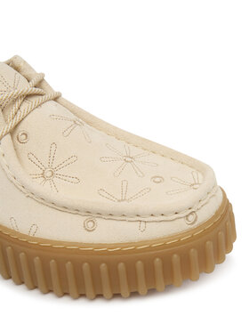 Κλειστά παπούτσια Clarks