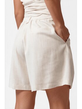 LE POSSÉ LE POSSÉ Pantaloncini di tessuto B Beige chiaro Loose Fit