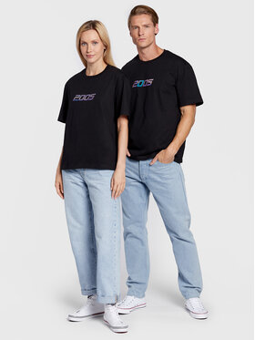 2005 T-shirt Unisex Holo Crna Relaxed Fit