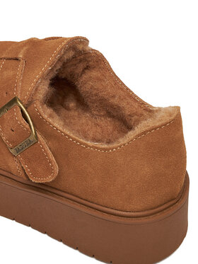 Κλειστά παπούτσια Badura φωτογραφία