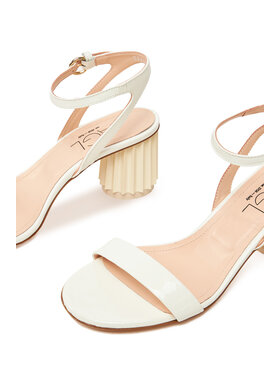 Σανδάλια AGL φωτογραφία