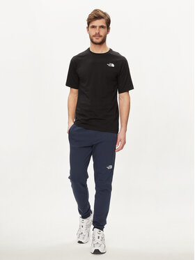 The North Face T-shirt NF0A87NU Crna Regular Fit