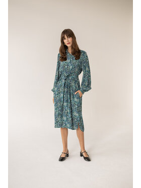 Entelier Entelier Sukienka koszulowa koszulowa midi Zielony Comfortable Fit