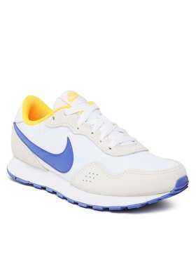 Nike Nike Boty Md Valiant (GS) CN8558 110 Bílá