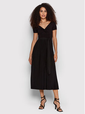 Guess Guess Ежедневна рокля Erynn WBGK86 WE6D1 Черен Slim Fit