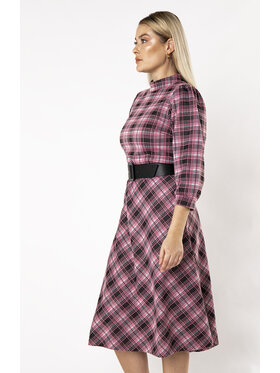 QUIOSQUE QUIOSQUE Sukienka codzienna CORVETTE DRESS Różowy Regular Fit