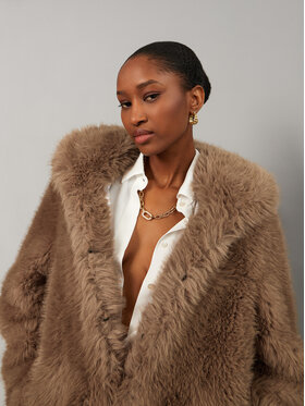 Γούνα YES LONDON φωτογραφία