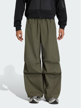adidas adidas Spodnie materiałowe 158959 Zielony Loose Fit