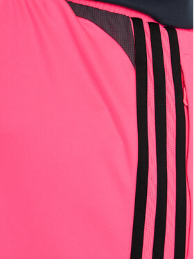 Αθλητικό σορτς adidas φωτογραφία