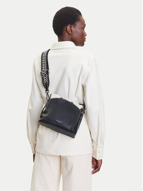 Gianni Chiarini Gianni Chiarini Ročna torba Asia BS 11235 RNGDBL-NAETN Črna