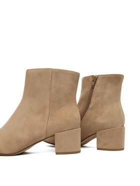 Μποτάκια HÖGL φωτογραφία