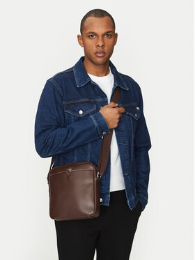 Guess Guess Umhängetasche HMFITC P5159 Braun