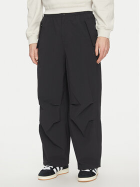 adidas adidas Pantaloni din material Premium Essentials Utility Parachute JD2111 Negru Loose Fit