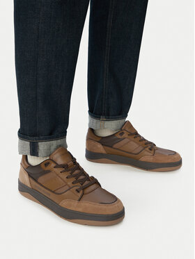 Guess Jeans Guess Jeans Αθλητικά EO-TEKSAS-02 126AM Ανοιχτό καφέ