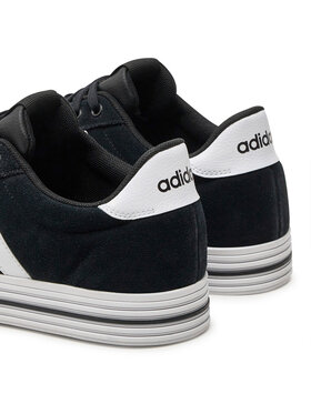 Αθλητικά adidas φωτογραφία