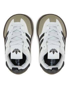 Αθλητικά adidas φωτογραφία