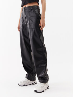 Calvin Klein Jeans Calvin Klein Jeans Dirbtinės odos kelnės J20J221385 Juoda Regular Fit