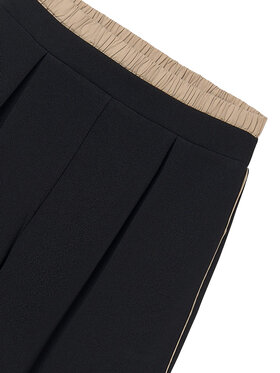 Παντελόνι υφασμάτινο Mayoral φωτογραφία