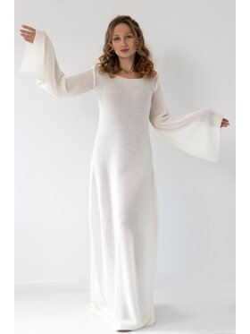 Fobya Fobya Sukienka dzianinowa F2028 Écru Loose Fit