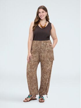 Fiorella Rubino Fiorella Rubino Pantaloni di tessuto P732T105556N0R2 Crema Regular Fit