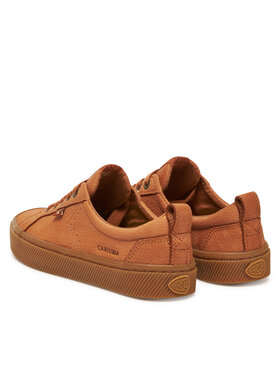 Sneakers Cariuma φωτογραφία