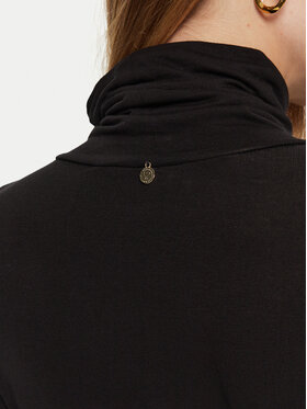 Ζιβάγκο LOLA CASADEMUNT φωτογραφία