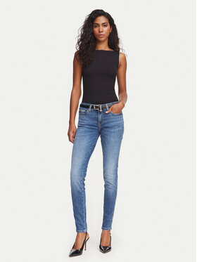 Τζιν Guess