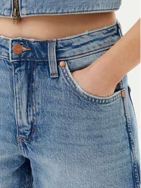 Τζιν σορτσάκια Wrangler φωτογραφία