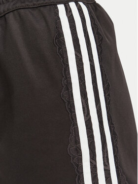 Αθλητικό σορτς adidas