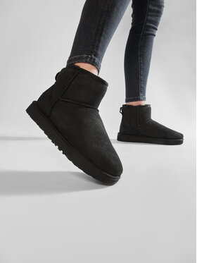 Ugg Ugg Cizme de zăpadă W Classic Mini II 1016222 Negru