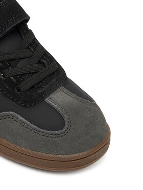 Αθλητικά Mayoral φωτογραφία