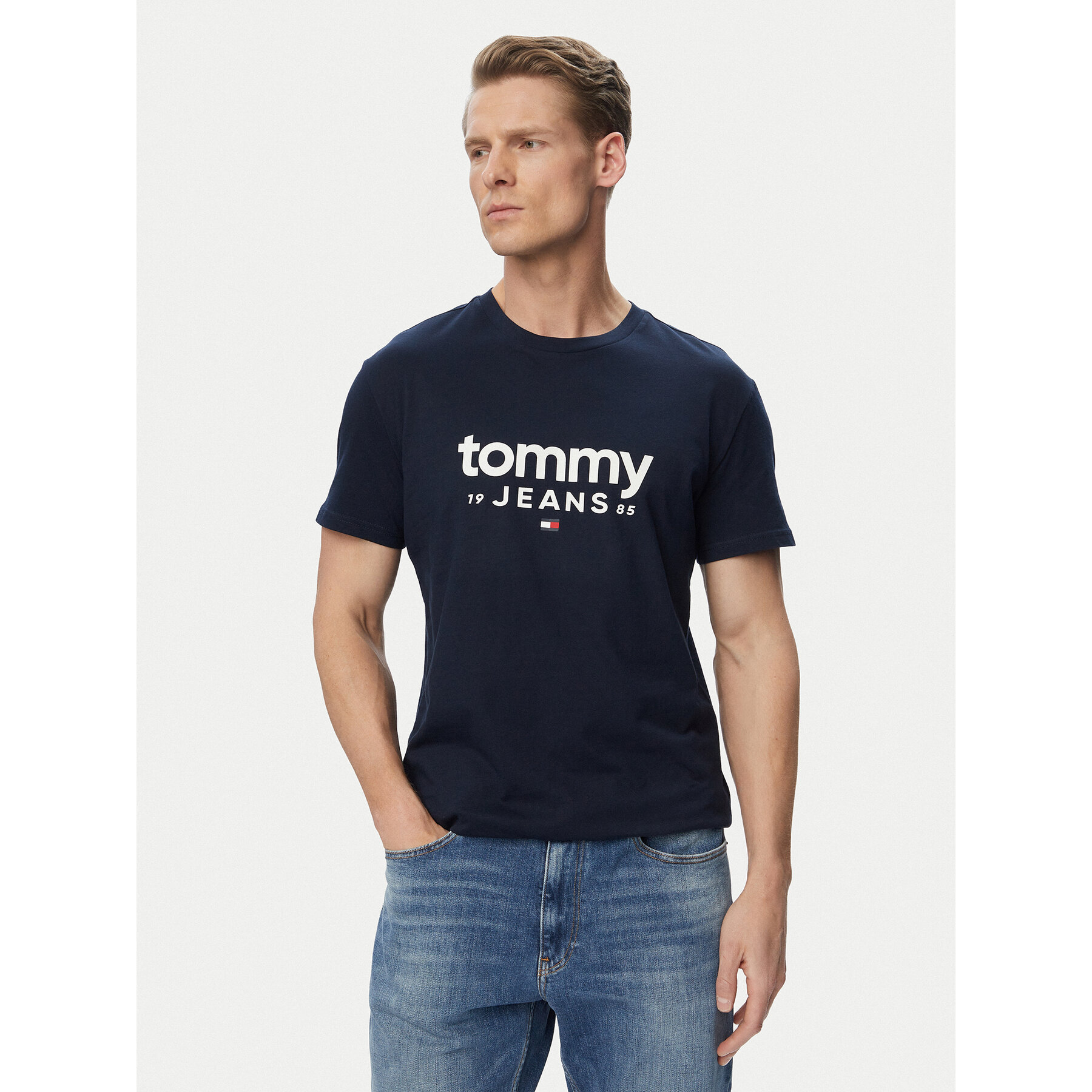 Tommy Jeans T-Shirt Graphic DM0DM23376 Granatowy Slim Fit