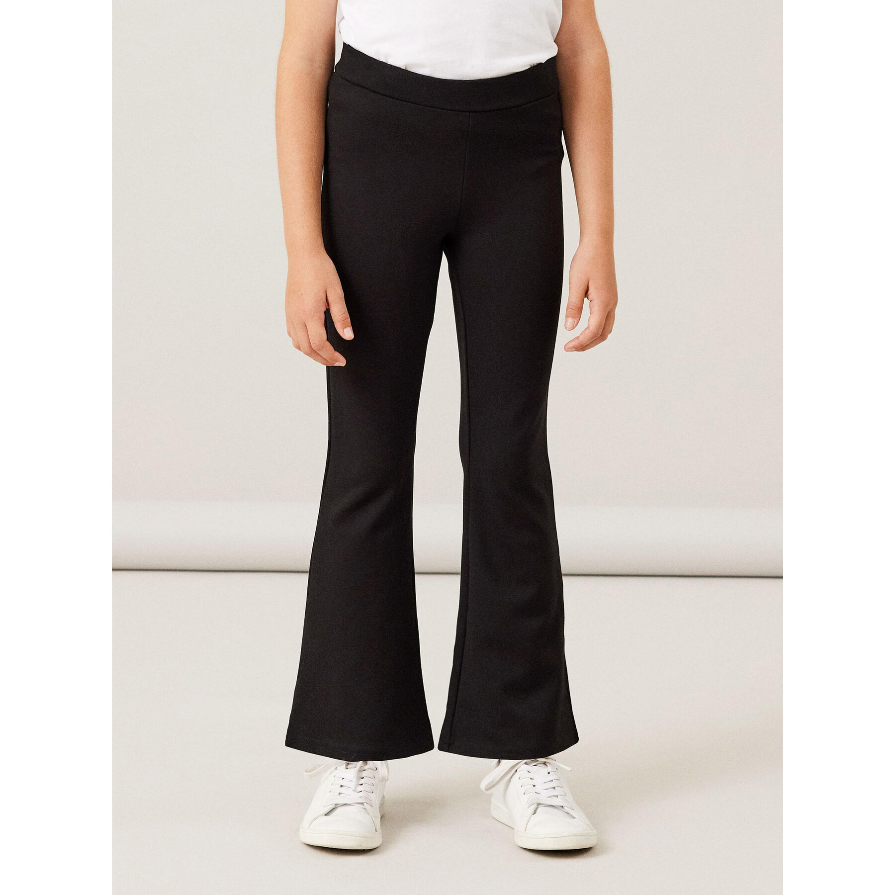 NAME IT Spodnie materiałowe 13177337 Czarny Bootcut Fit