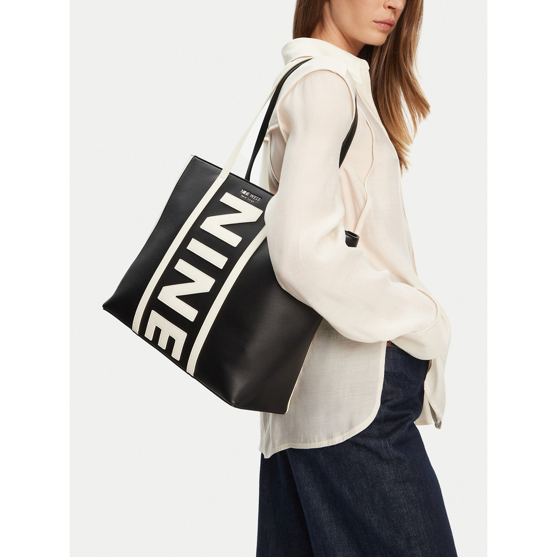 Nine West Torebka CEO-WHITE-LX10027 Czarny