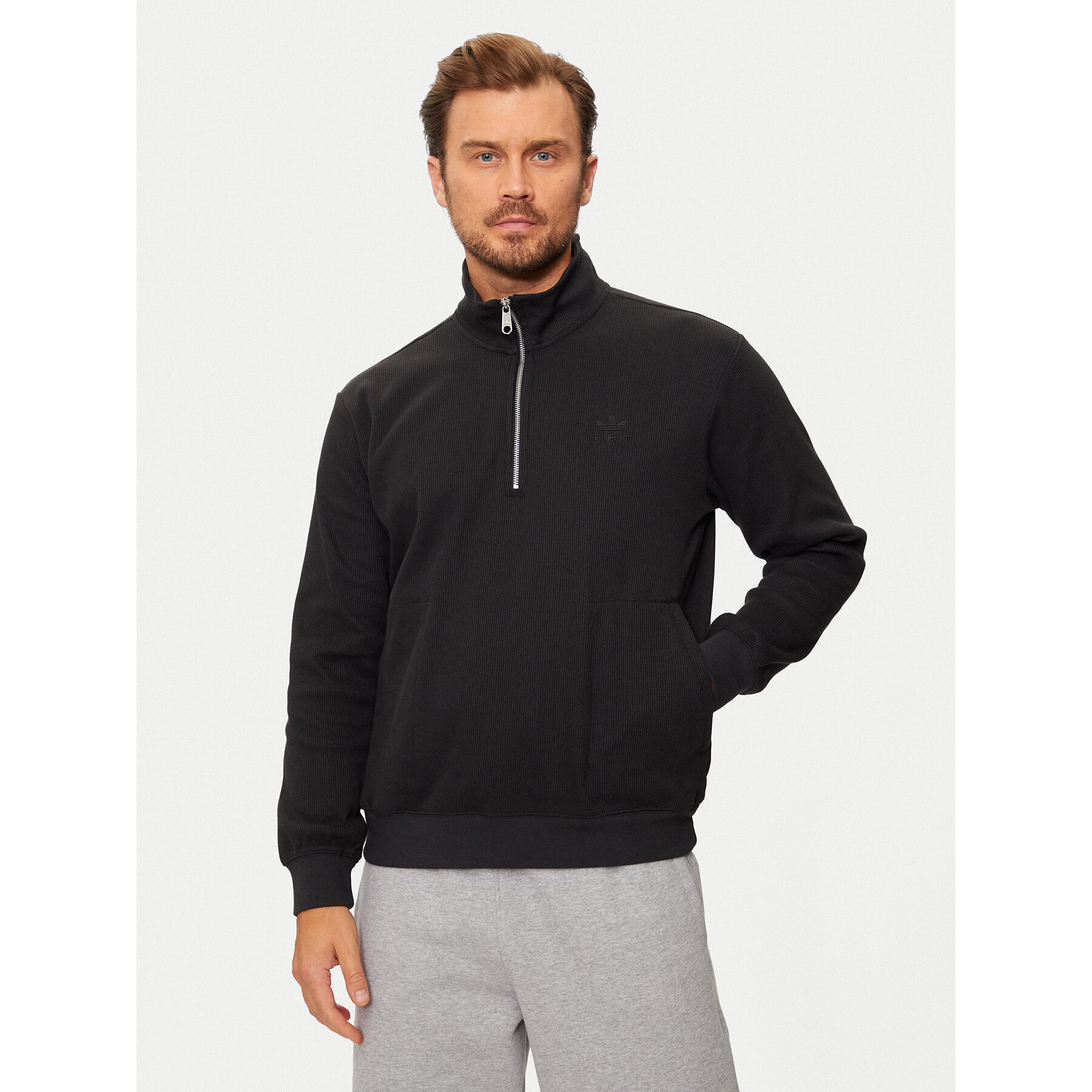 adidas Bluza Trefoil Essentials IW5807 Czarny Regular Fit