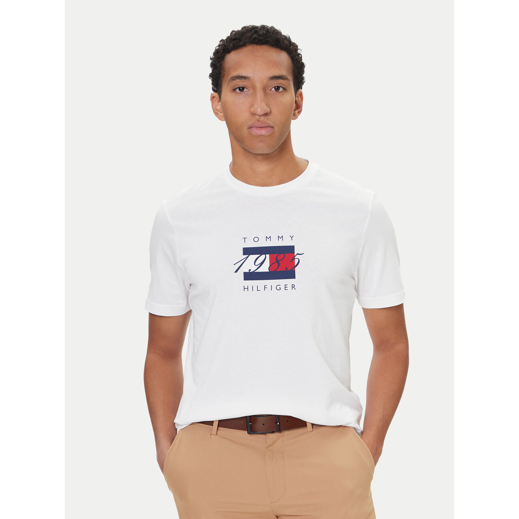 Tommy Hilfiger T-Shirt Linear Flag MW0MW41338 Biały Regular Fit