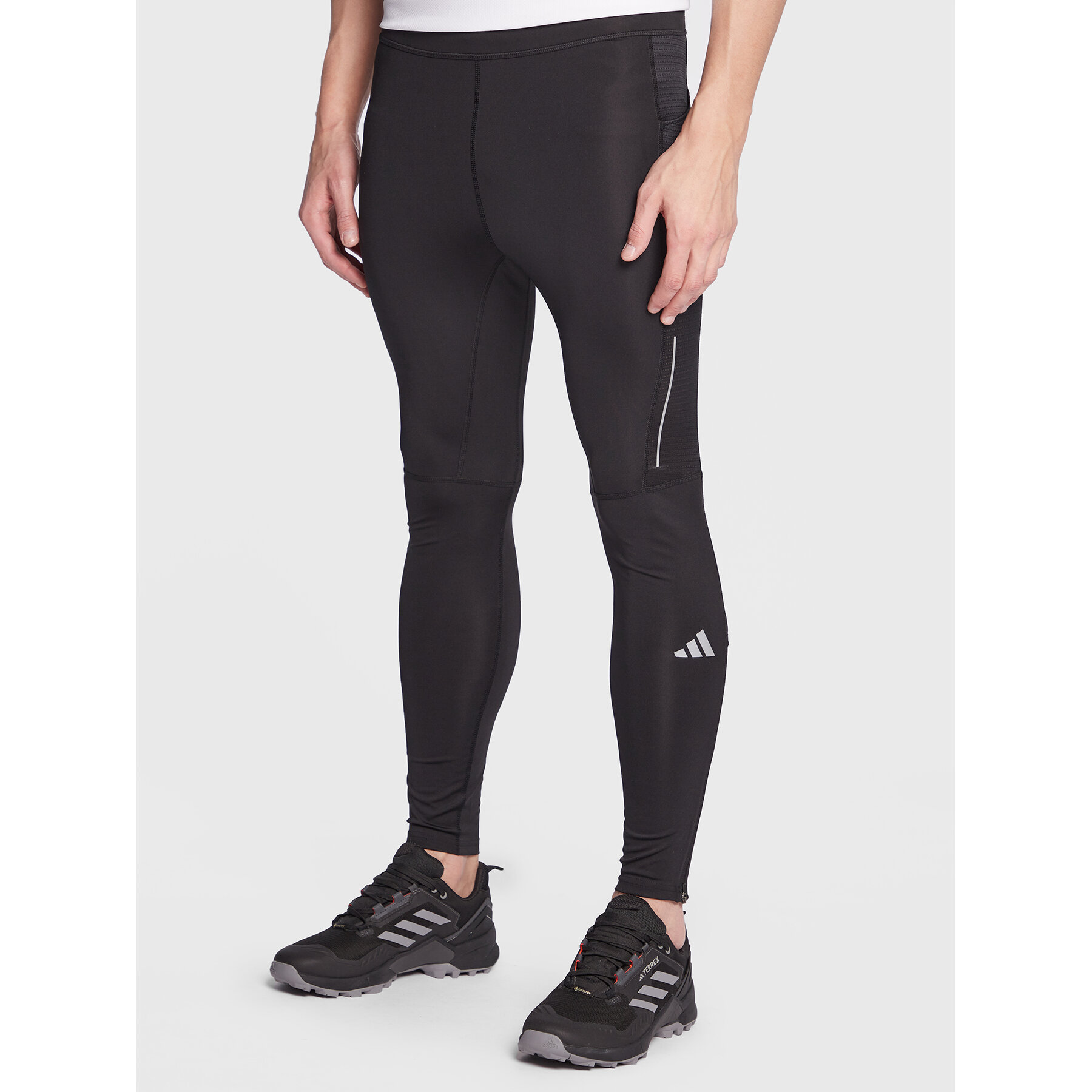 adidas Legginsy Own the Run Leggings HM8444 Czarny Fitted Fit