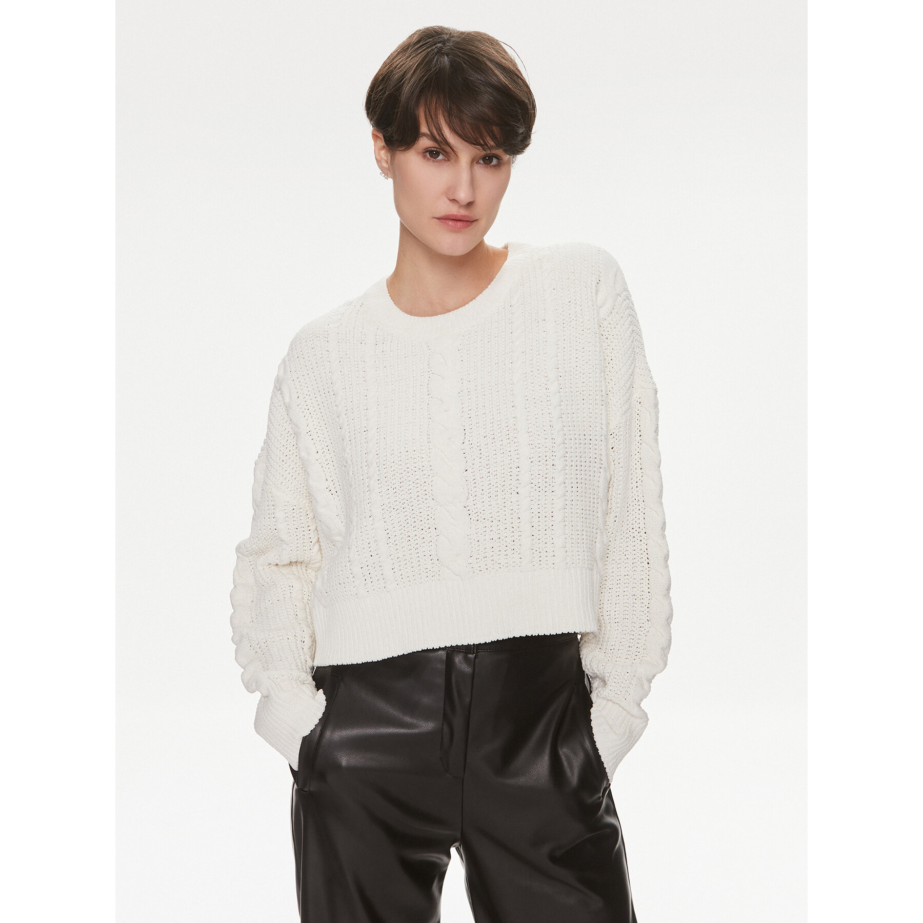ONLY Sweter Malena 15309262 Biały Regular Fit