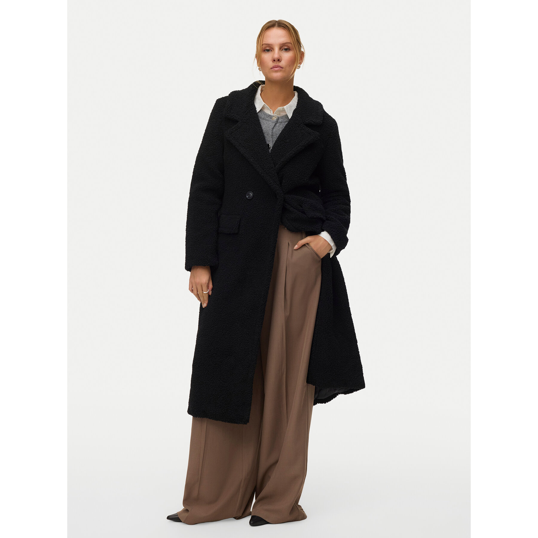 Vero Moda Kożuch Teresa 10333681 Czarny Regular Fit