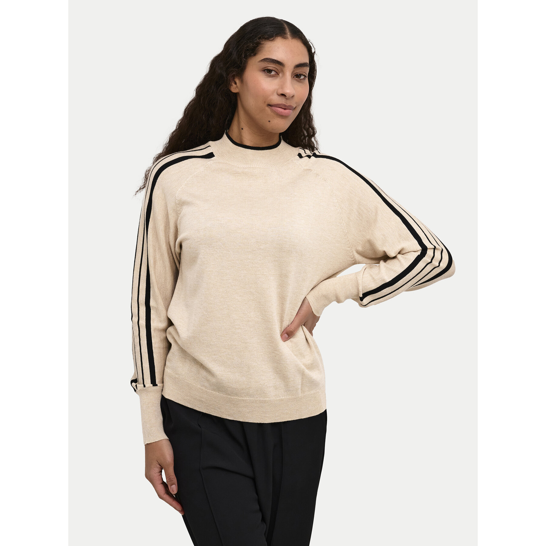 Kaffe Sweter Henriette 10509113 Beżowy Regular Fit
