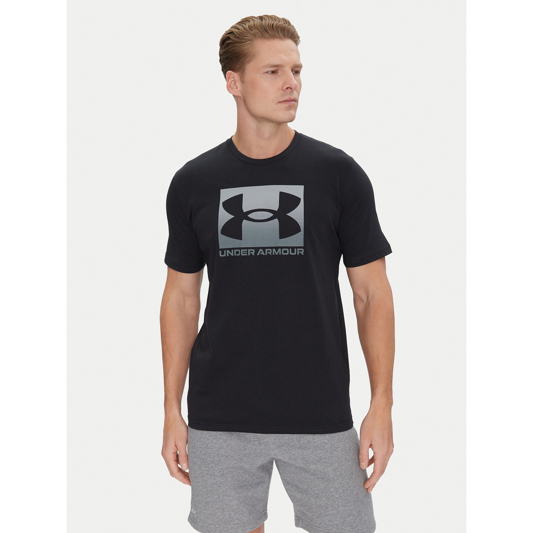 Under Armour T-Shirt Boxed Sports 1386793 Czarny Loose Fit