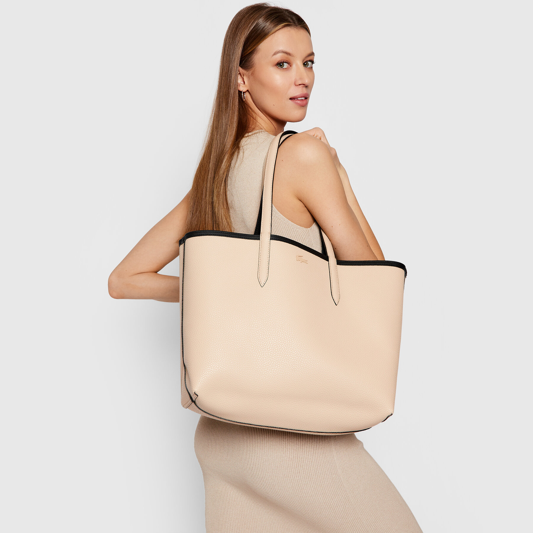 Lacoste Torebka Shopping Bag NF2142AA Czarny